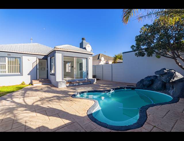 2 BEDROOM FREEHOLD SOLD IN SUNNINGDALE